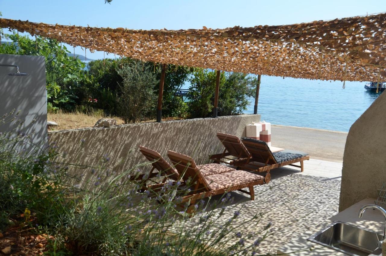 Apartments Martamare Martinscica  Exterior photo